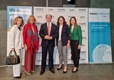 <div class=lightGallery-captions><p>Noticia: Asepeyo reconocida en los Premios Supercuidadores</p><p>La Mutua ha obtenido este reconocimiento por su Programa de Cuidados al Paciente con Gran Dependencia, dirigido a pacientes con resolución de gran invalidez y sus cuidadores</p><h4>Material cedido por 151 - ASEPEYO</h4><span>2024</span></div>